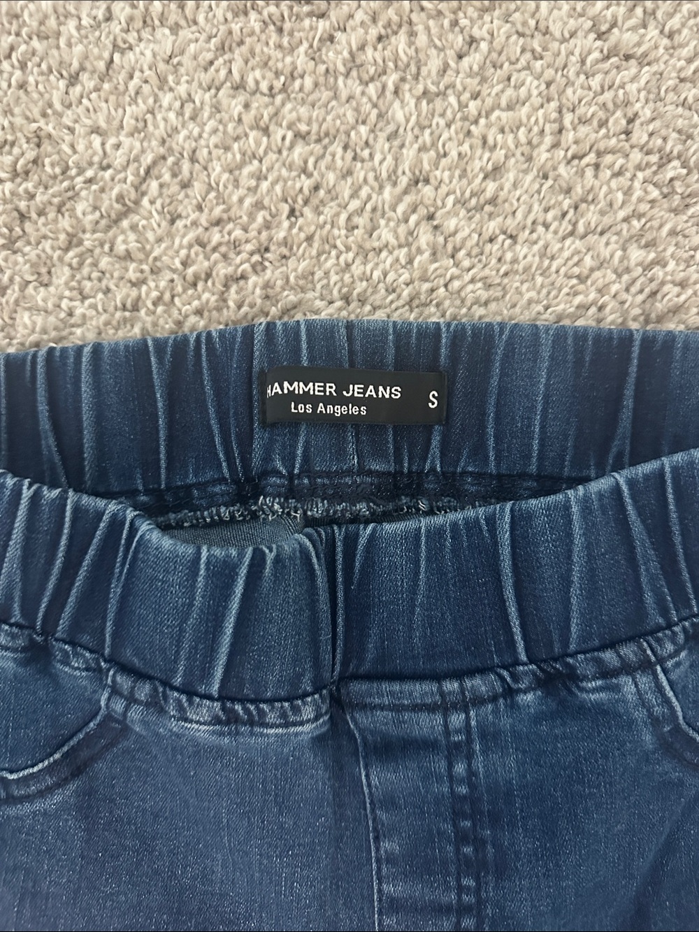 Women’s Dark Blue hammer stretch jeans size small NWOT - Picture 2 of 3